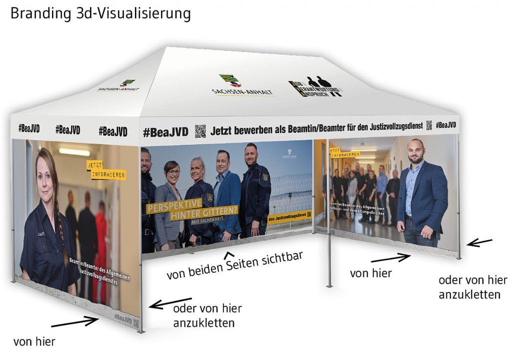 Justizvollzug Sachsen-Anhalt: Recruiting-Kampagne 10 3D-Visualisierung eines Messepavillons mit Mitarbeiterfotos im Branding – Werbefotografie
