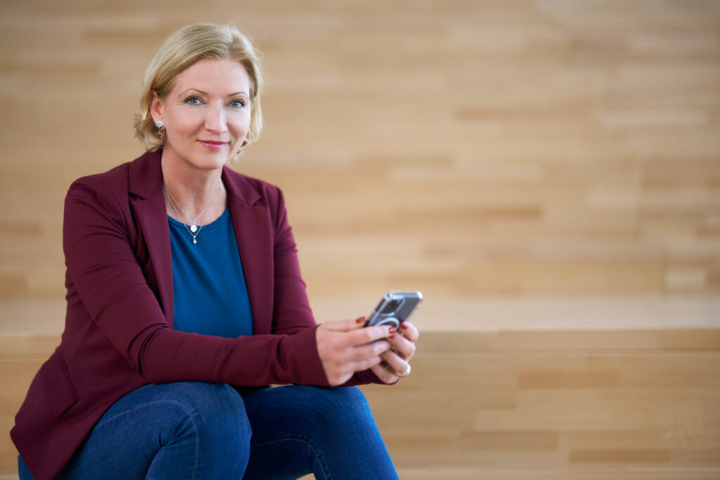 in4MD Service: Corporate-Influencer-Porträts für Mitarbeitende 15 Mitarbeiterporträt für in4MD Service GmbH, SAP-Partner aus Magdeburg – Corporate-Influencer-Fotografie von Kai Spaete